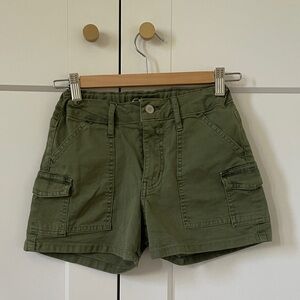 Art Class Forest Green Women's Cargo Shorts